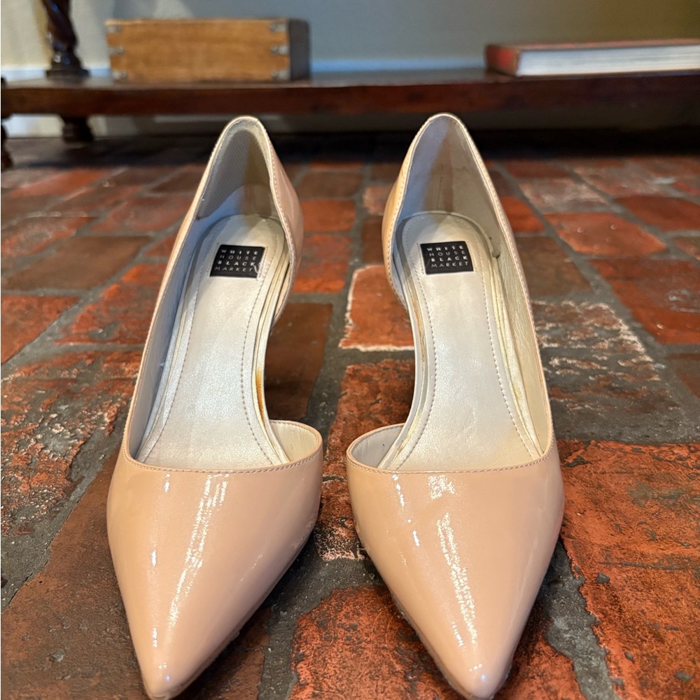 White House Black Market Ella Patent Leather Pumps Size 8